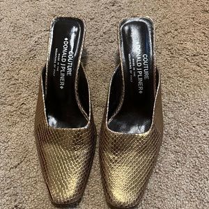 Designer gold short block heel, alligator print